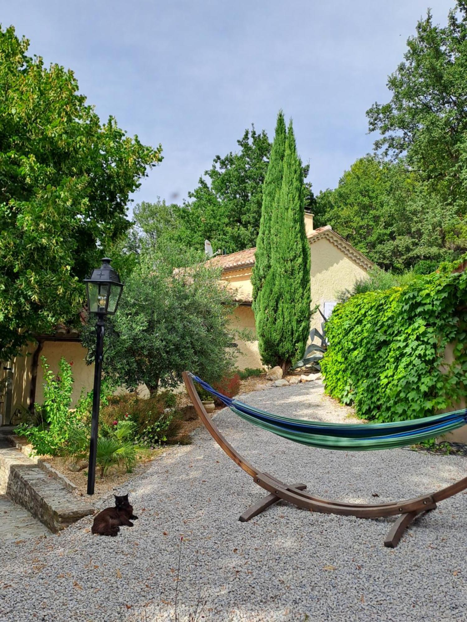 Les Deux Tilleuls Sablet Extérieur photo